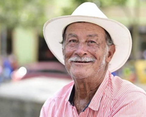 The details of the 'double payment' of Colombia Mayor 2025: What did Gustavo Bolívar say?