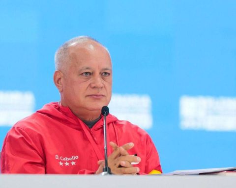 They announce special electoral commission creation to choose PSUV candidates