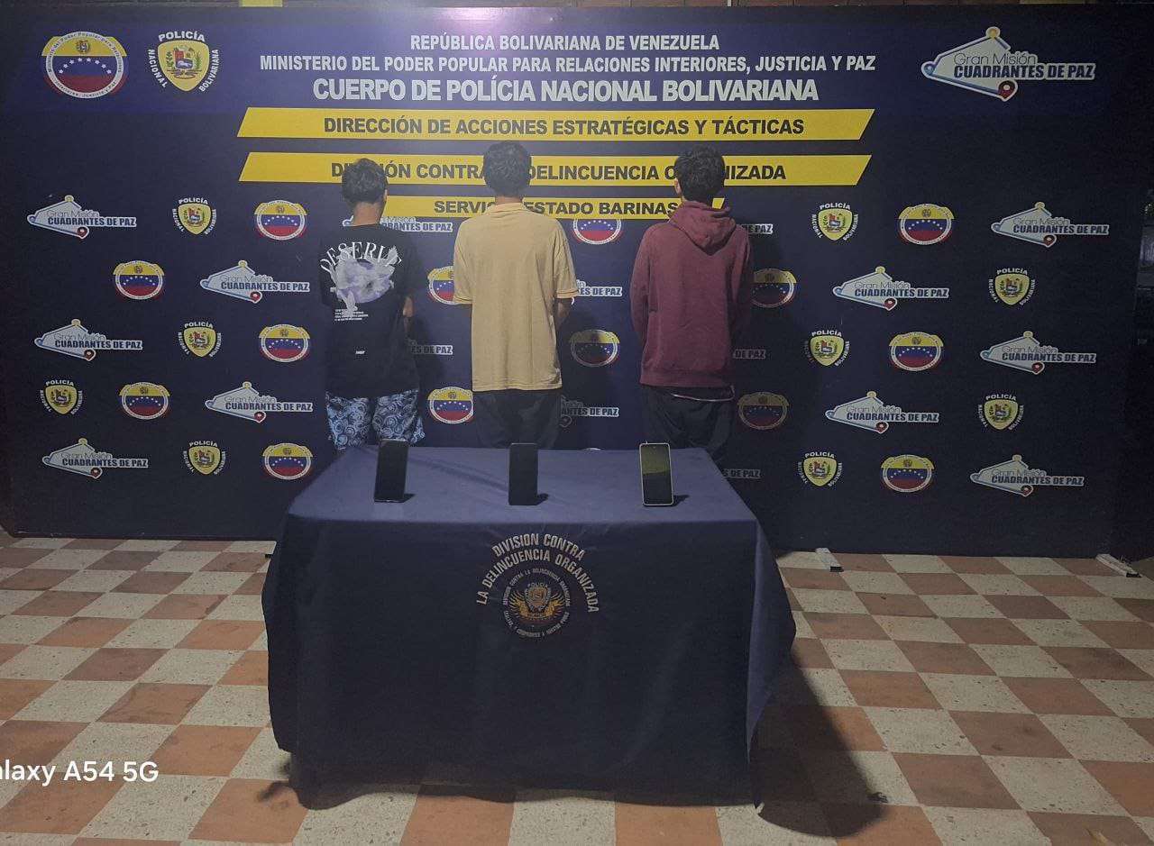 They deprive the three students in Barinas