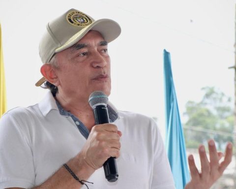 "They should occupy less important charges": Gustavo Bolívar criticized Petro for Laura Sarabia and Armando Benedetti