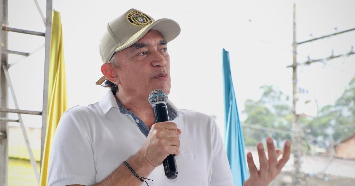 "They should occupy less important charges": Gustavo Bolívar criticized Petro for Laura Sarabia and Armando Benedetti