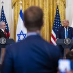 Trump states that the US will take control of Gaza and Hamas warns that "the region would catch fire"