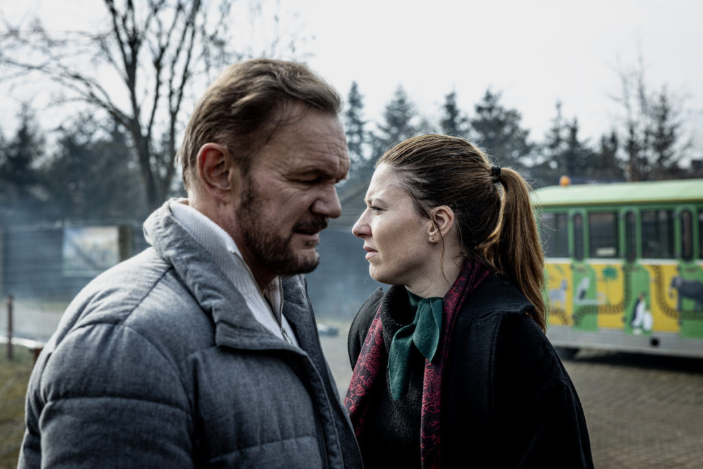 Unique "People" projection at the Norway Embassy