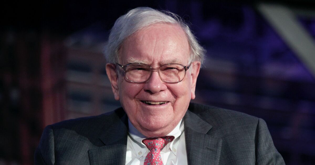 Warren Buffett says that EU should "spend prudence"