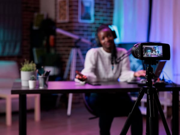 Well paid jobs without a university degree in Colombia