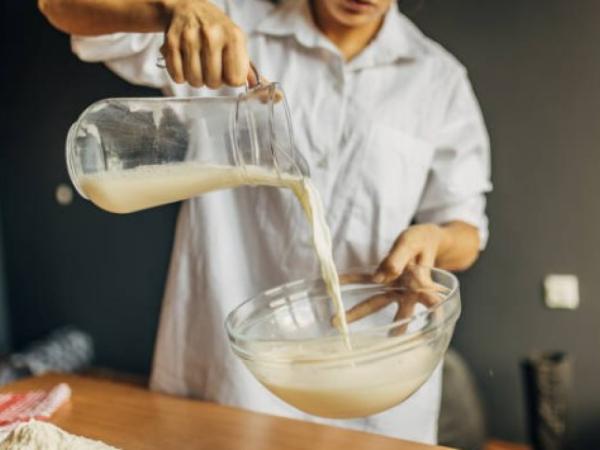 Why are lactosueros a controversy in Colombia?