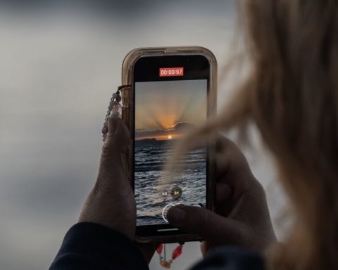 "Kuri Law" seeks to restrict access to minors to social networks