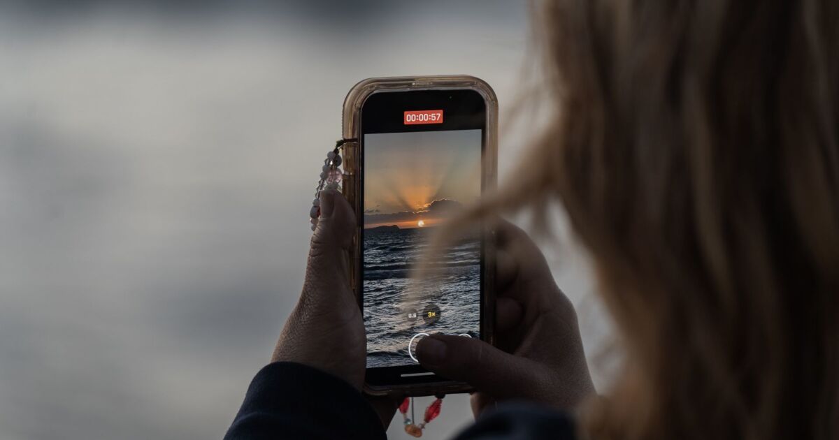 "Kuri Law" seeks to restrict access to minors to social networks