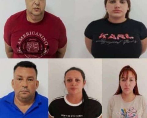6 people arrested who stole beneficiaries of the homeland and BDV system