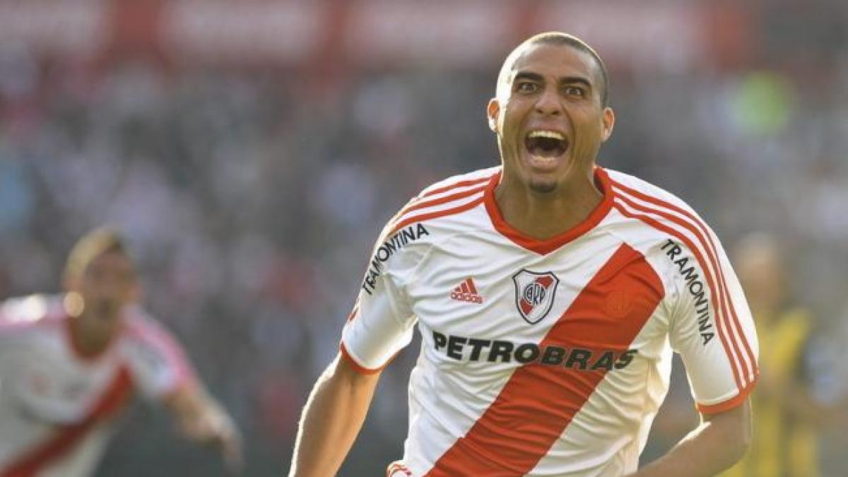 A former world champion aspires to the presidency of River Plate