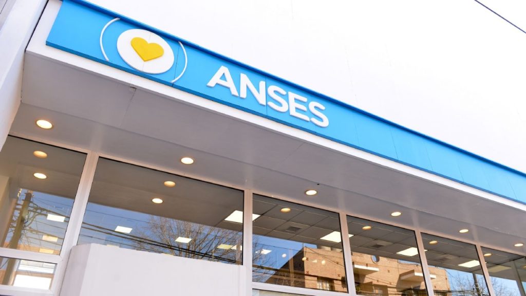 ANSES: Who charges their assets this Friday, April 11