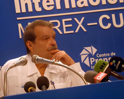Abelardo Moreno Fernández, diplomático cubano