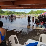 Tras mejorar clima, cotuisanos regresan al río Yuna y otros balnearios”