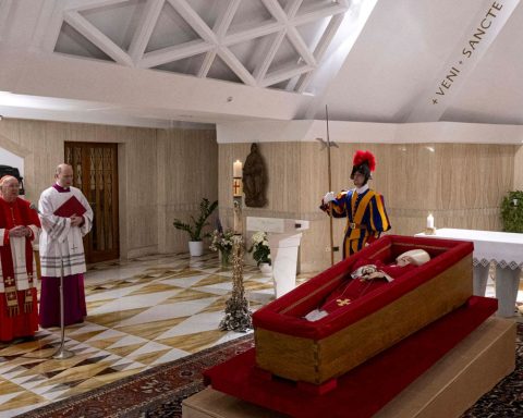Alcohumbre, Motta and Barroso should accompany Lula at the Pope's wake