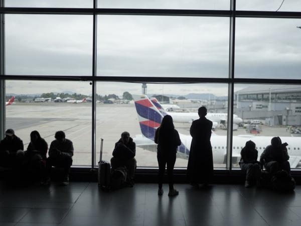 Binational airports: how many exist, where they are located and how they work