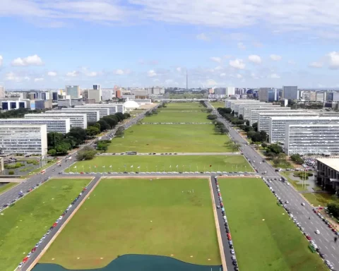 Brasilia's birthday has free attractions on the Esplanada