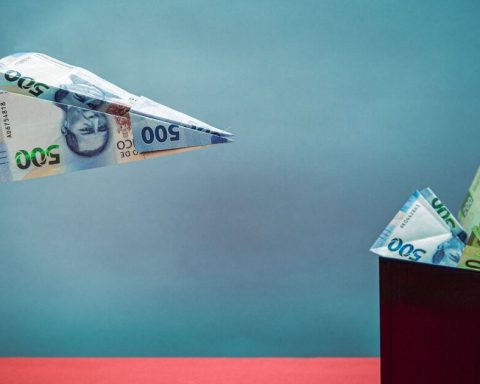 Bureaucrats are still upward; They exceed half a billion pesos