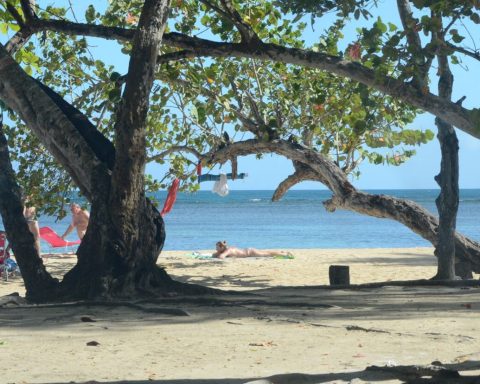 “Playa Carolina: el refugio paradisíaco y sereno de Las Terrenas”
