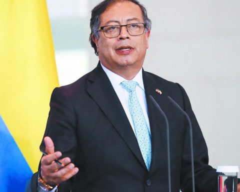 Colombia and Japan will reactivate conversations to close an economic association agreement