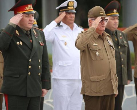 Cuba receives 20 tons in humanitarian aid of Belarus by natural disasters