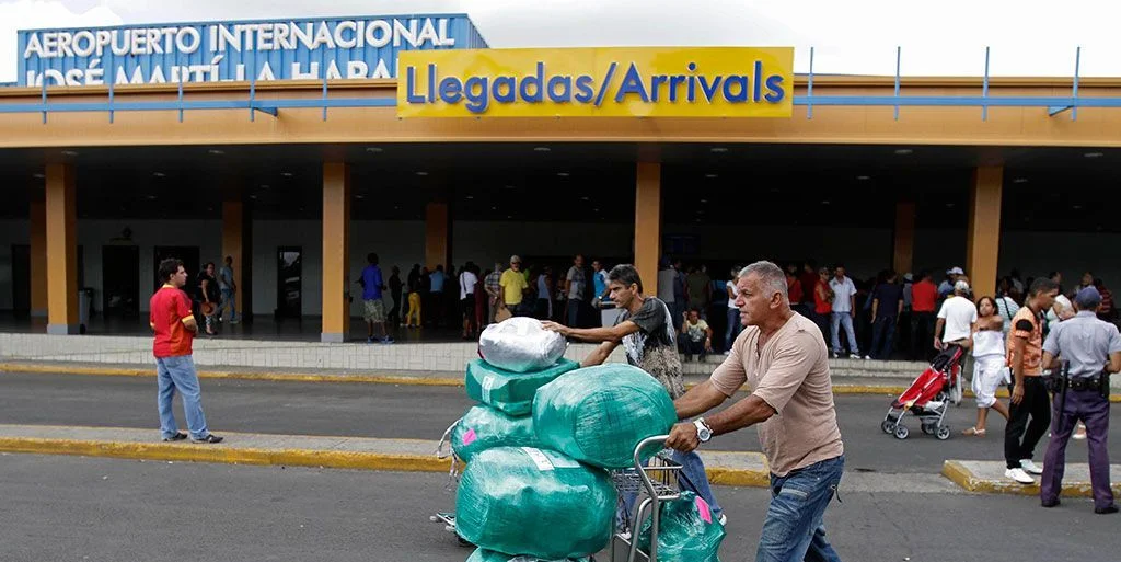 Terminal del Aeropuerto Internacional "José Martí" por donde arriban los cubanoamericanos a La Habana
