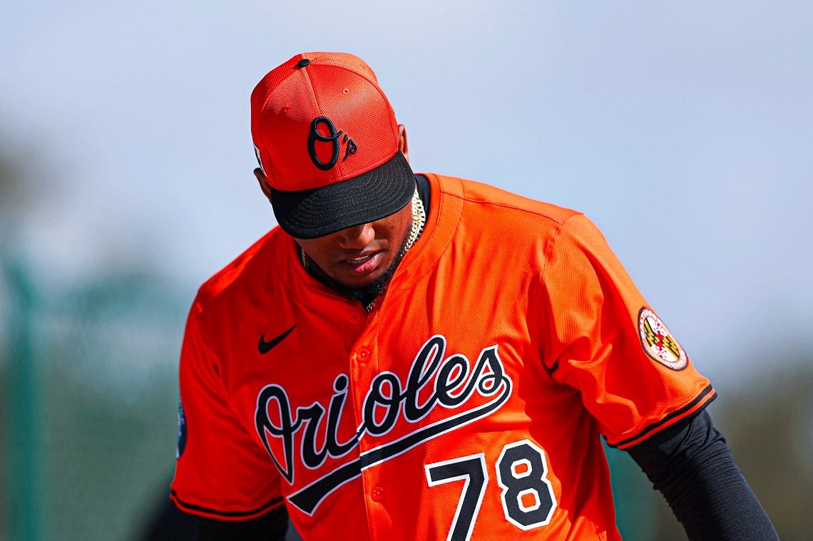 Cubans in MLB: Indescifrable Cano, Chapman Record and José Adolis Decisive
