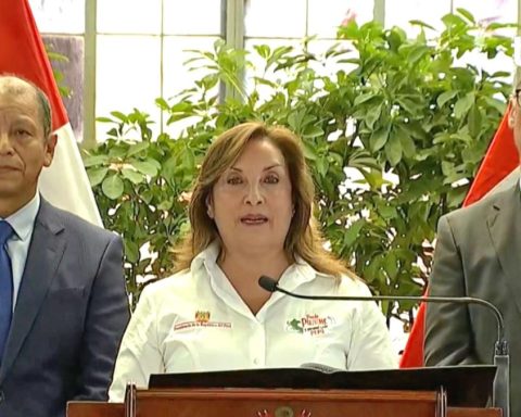 Dina Boluarte launches national strategy to certify labor skills at 2025