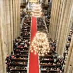 Faithful crowd Cathedral of the Sé in Mass to honor Papa Francisco