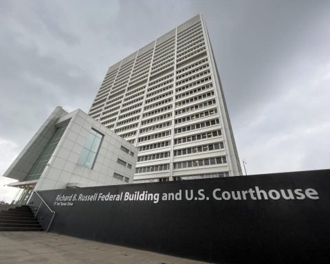 Federal Judge orders Trump's government to restore the legal status of 133 international students