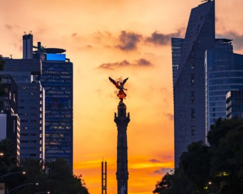 Fitch ratifies Mexico's qualification, but persists threat of tariffs