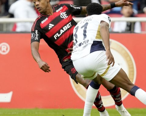 Flamengo ties with LDU and is complicated in Libertadores
