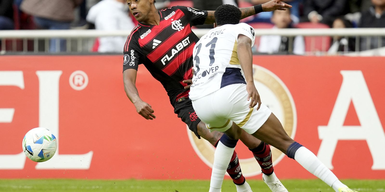 Flamengo ties with LDU and is complicated in Libertadores