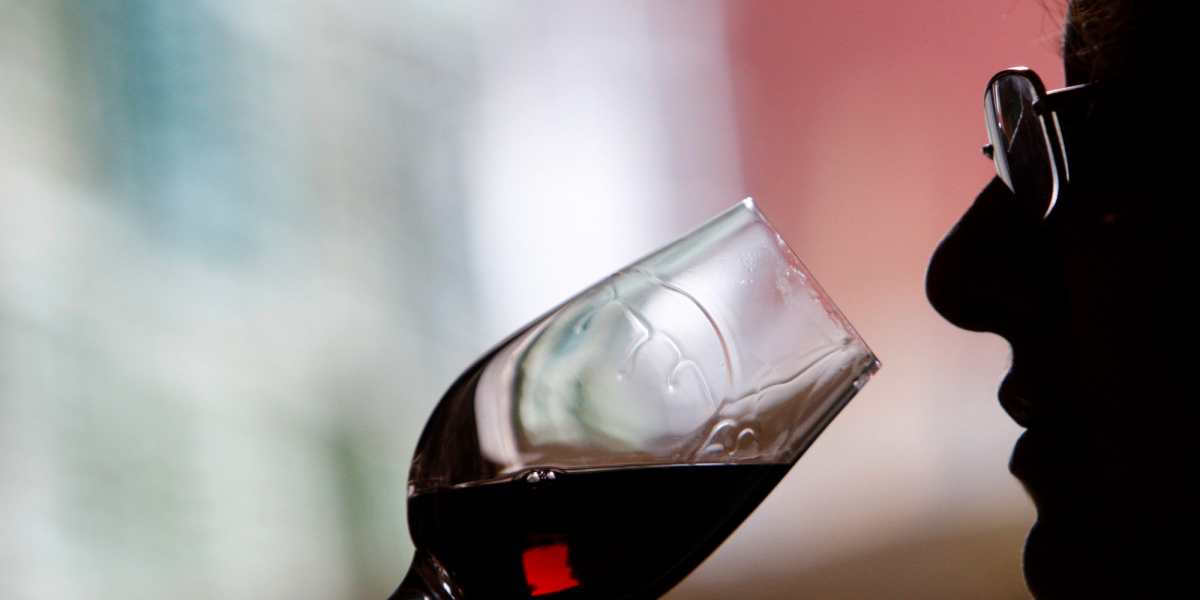 Great drinkers die 13 years before those who have never drunk: study