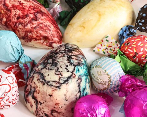 Half of Brazilians want to buy Easter eggs, says research
