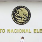 INE asks local institutes to pay part of the electoral training cost