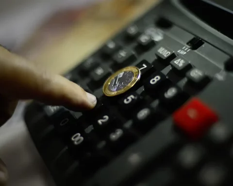 Inflation slows down to all income ranges in March