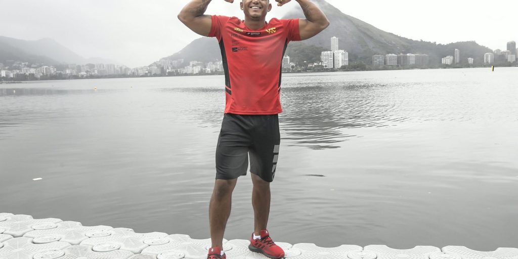 Isaquias Queiroz is gold in the C1 1000 meters of the Brazil Cup