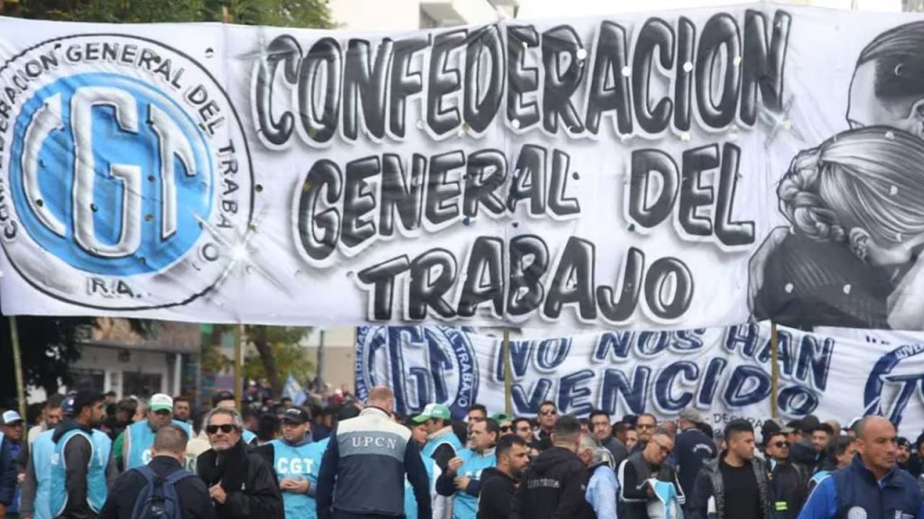 Javier Milei government considered that the general strike "pursues political interests"