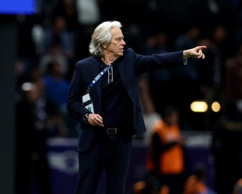 Jorge Jesus, available for Brazil only after the Club World Cup