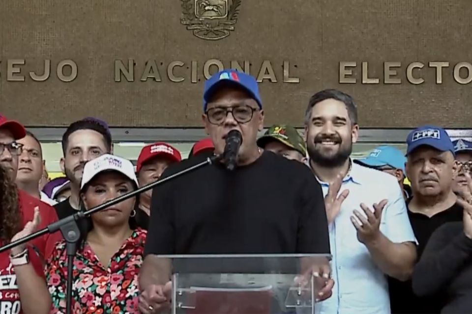 Jorge Rodríguez en el CNE