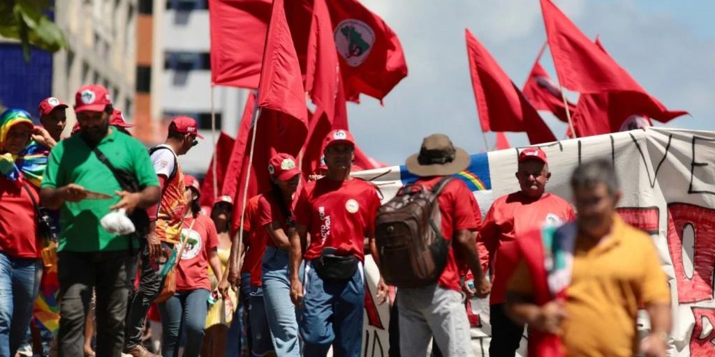 Journey of struggles for land reform organized 55 actions in the country
