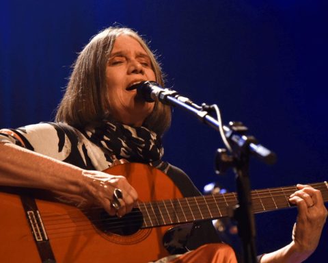 Joyce Moreno presents a new album in the music scene, from TV Brasil