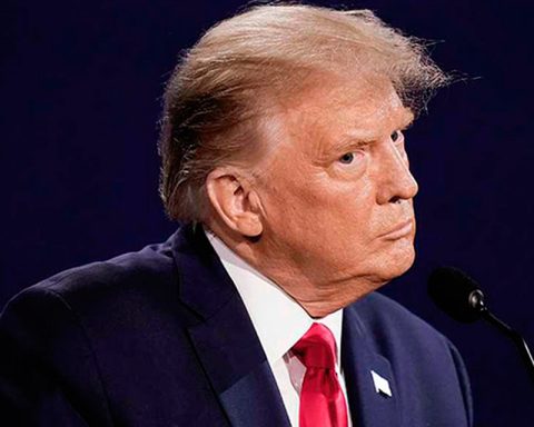 Judge considers that Trump's government could commit "contempt" for deportation of migrants
