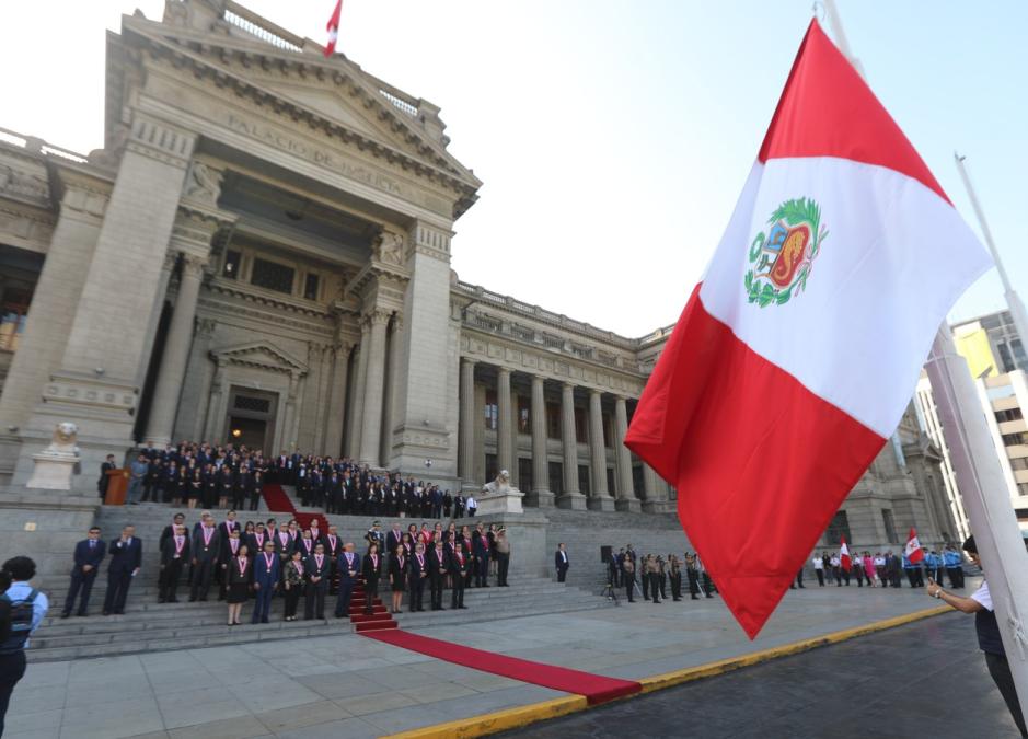 Judicial Power pays posthumous tribute to Mario Vargas Llosa with half -mast raising and minute of silence