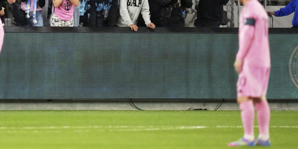 Leo Messi's shirt invades Los Angeles