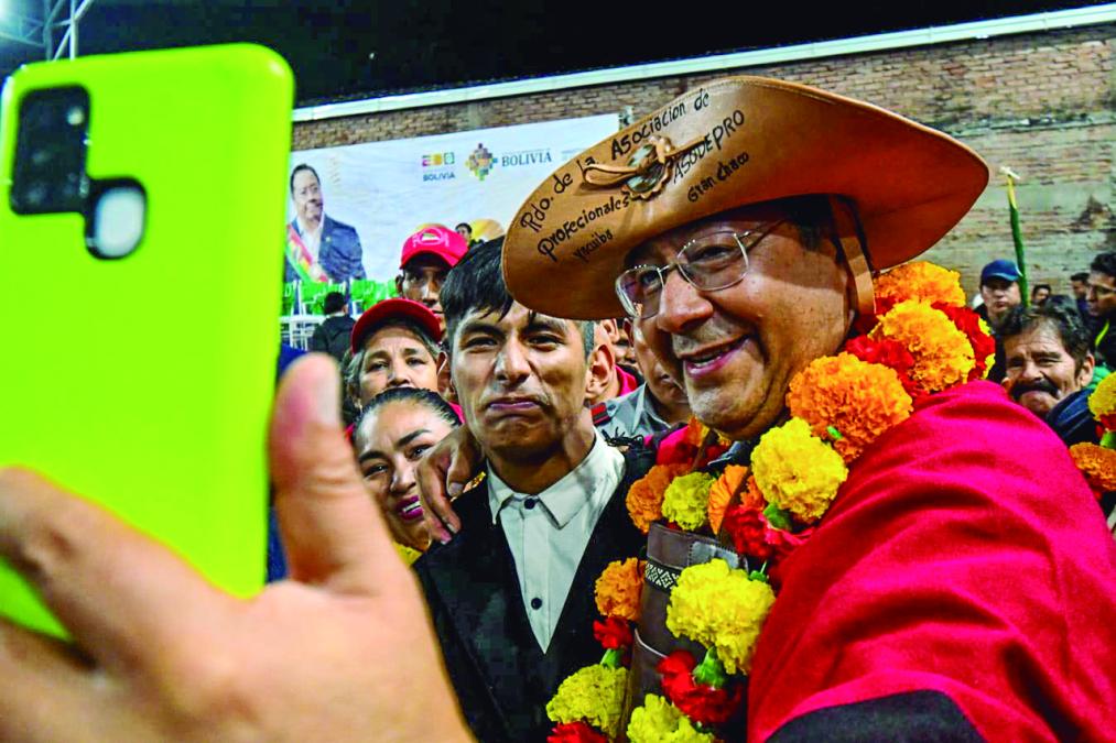 Luis Arce proclaim as presidential candidate and he assures that the most will win