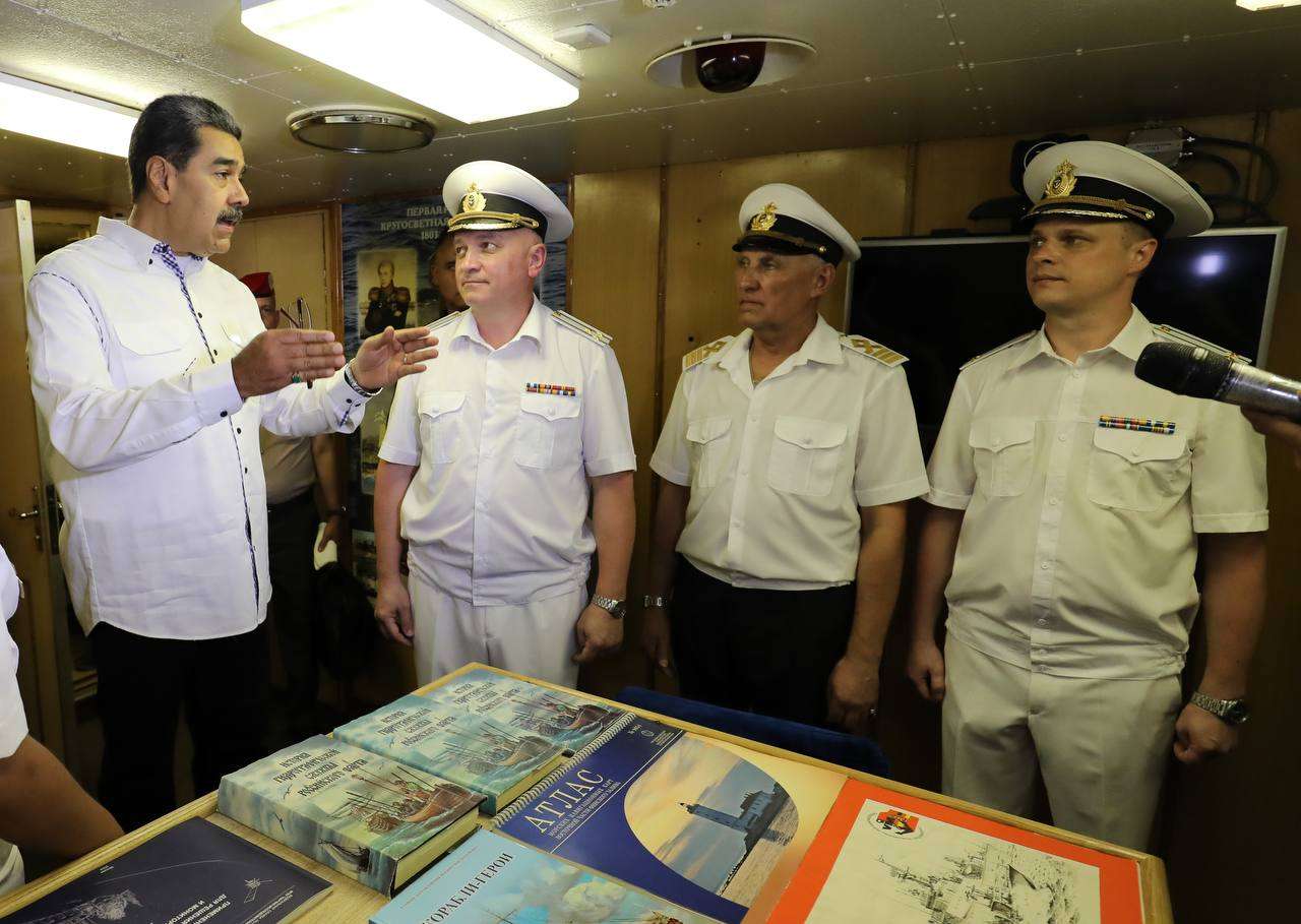 Maduro: Venezuela's seas are open to Russia