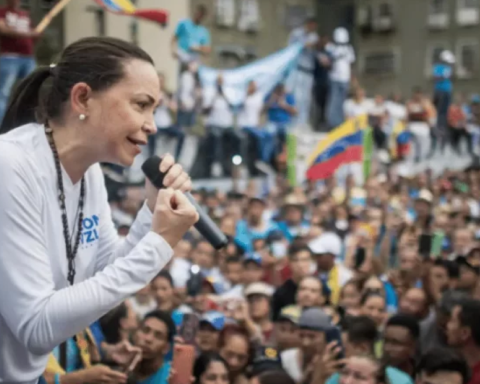 María Corina Machado Llama "Heroes" to the more than 800 "political prisoners" In Venezuela