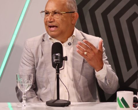 Alcalde de Baní afirma que Wellington Arnaud será el candidato presidencial del (PRM) en elecciones 2028