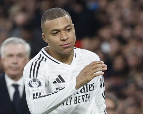 Mbappé will be subjected to tests after suffering an ankle sprain